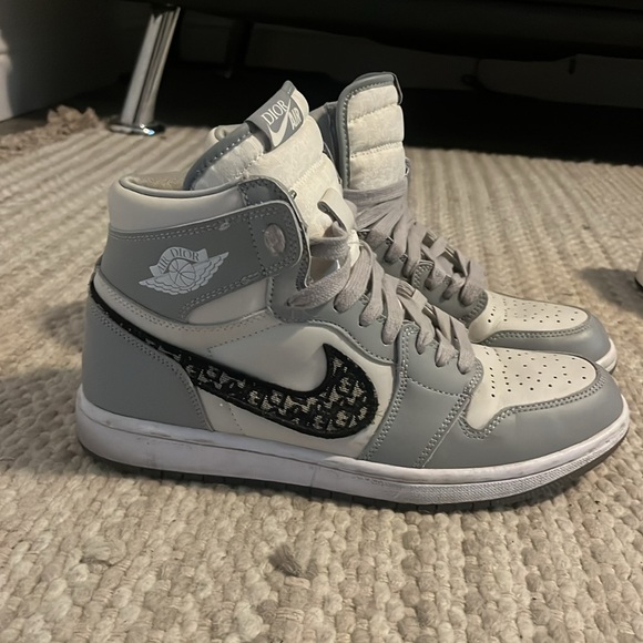 Nike Diors - Picture 2 of 5